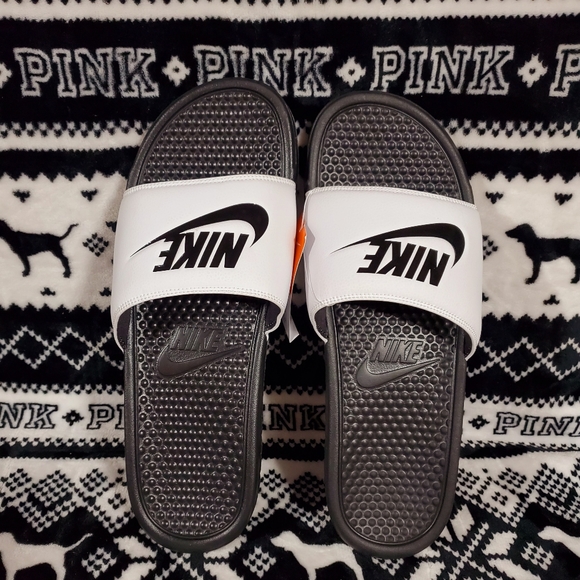 Nike | Shoes | Mens Nike Slide Size 3 